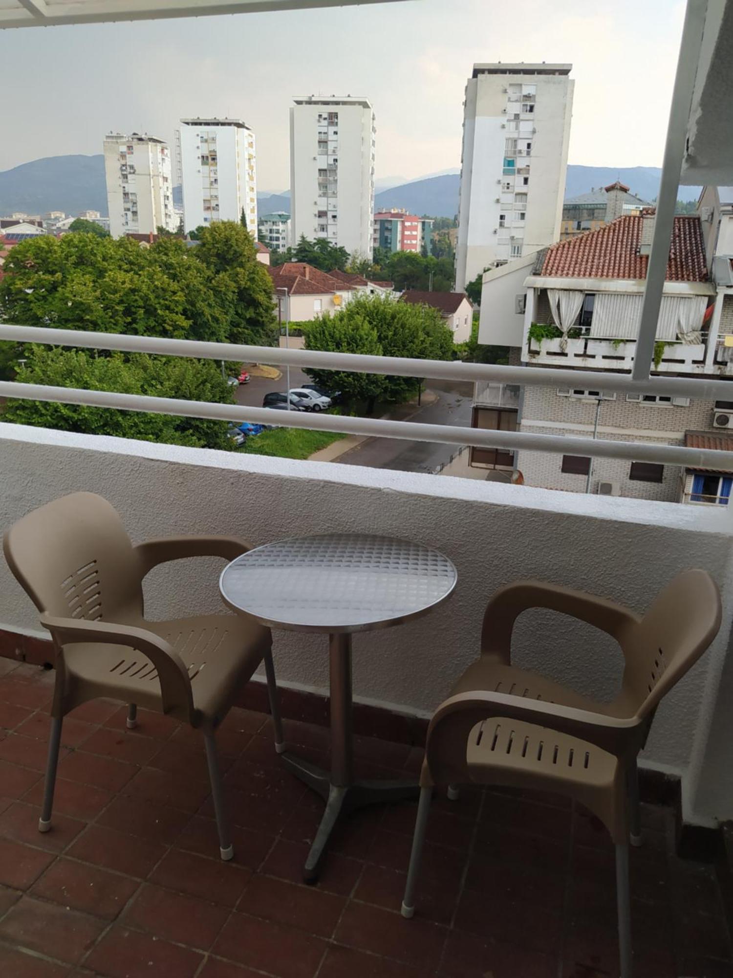 Apartman Senka 2 Apartment Подгорица Екстериор снимка